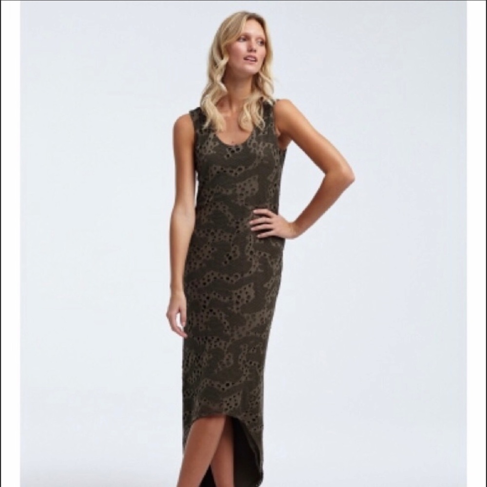 twenty Perforated Current Hi-Low Maxi